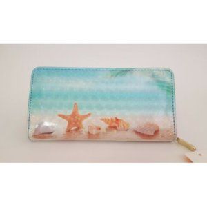 Seashells On Beach Ocean Holographic Clutch Wallet